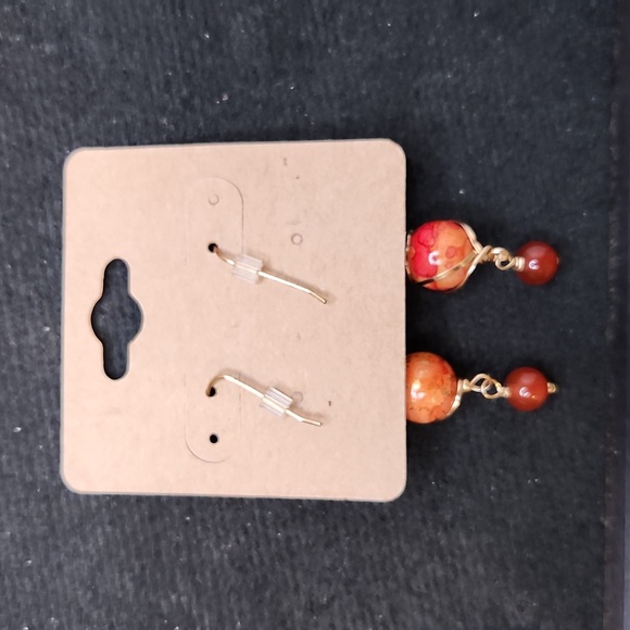 Fashion Jewelry Red and Gold Dangle Earrings - Picture 2 of 2